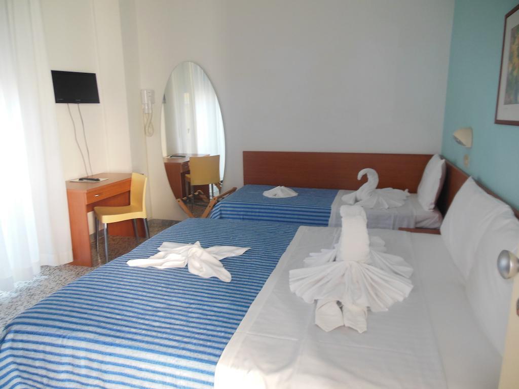 Hotel Edy Rimini Exterior photo