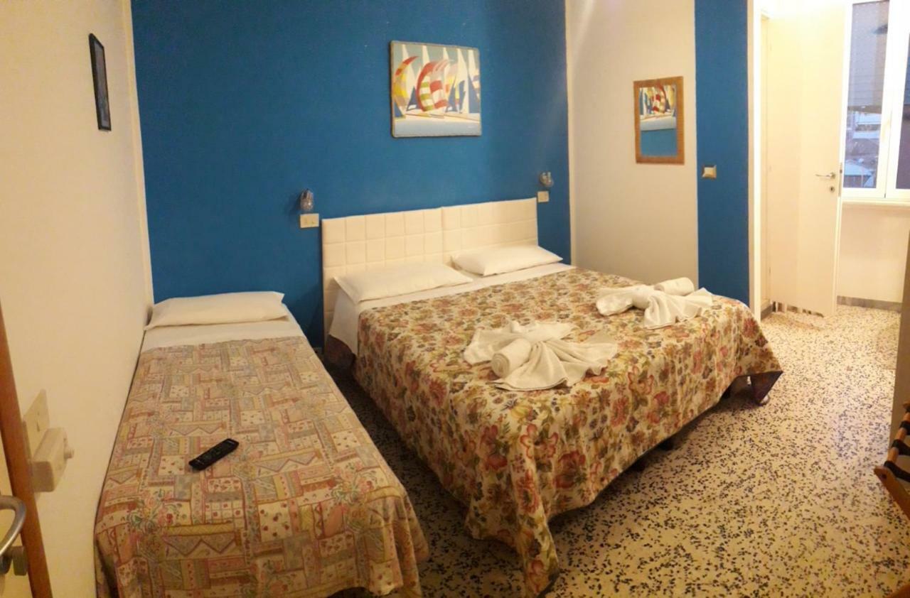 Hotel Edy Rimini Exterior photo