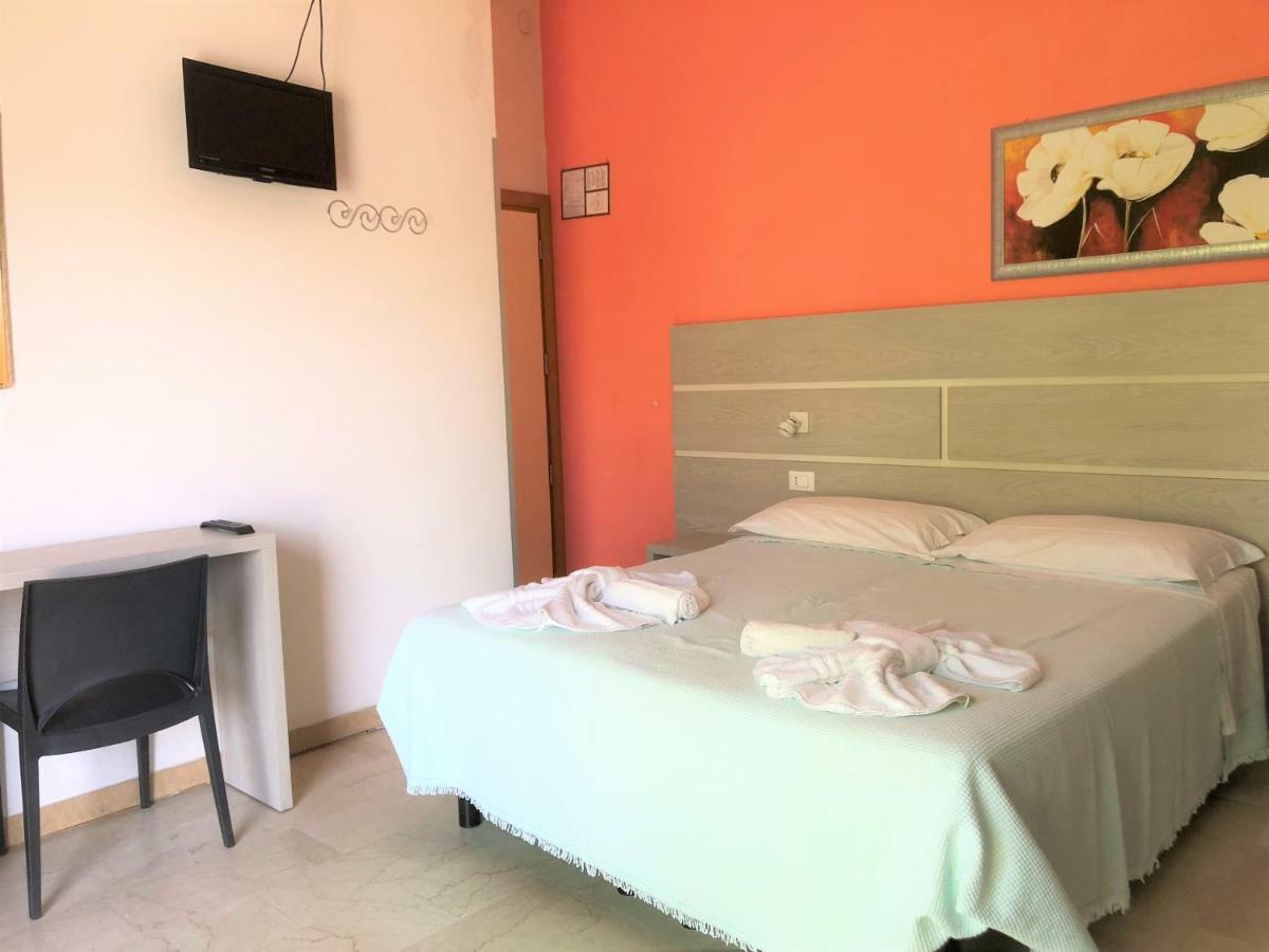 Hotel Edy Rimini Exterior photo